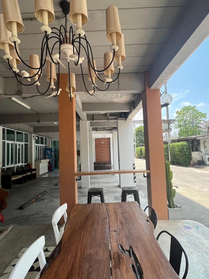 Papangkorn House Hotel Surat Thani Ngoại thất bức ảnh
