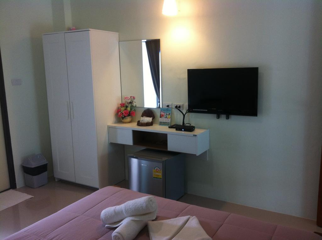 Papangkorn House Hotel Surat Thani Phòng bức ảnh